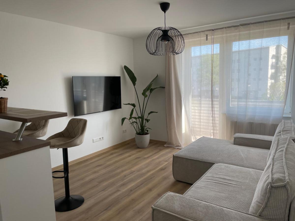 Neue Stilvolle 2-Zimmer Wohnung Im Zentrum Von Wolfsburg Eksteriør bilde