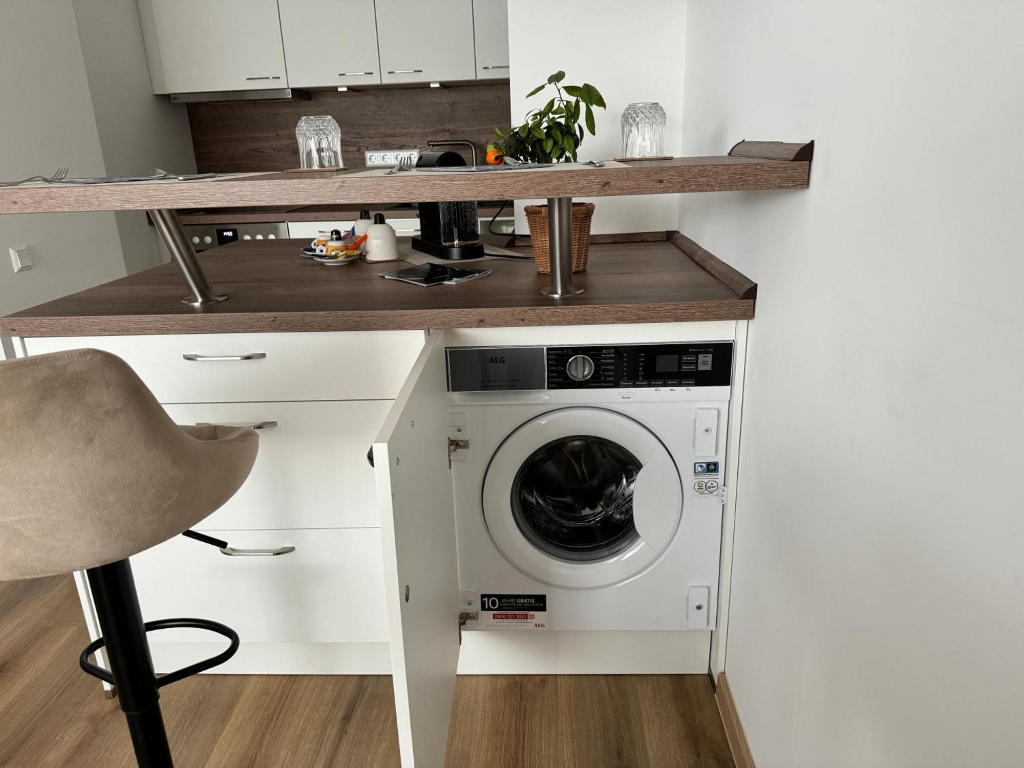 Neue Stilvolle 2-Zimmer Wohnung Im Zentrum Von Wolfsburg Eksteriør bilde